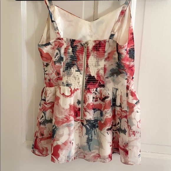 Guess Floral Peplum Cami - Picture 4 of 5